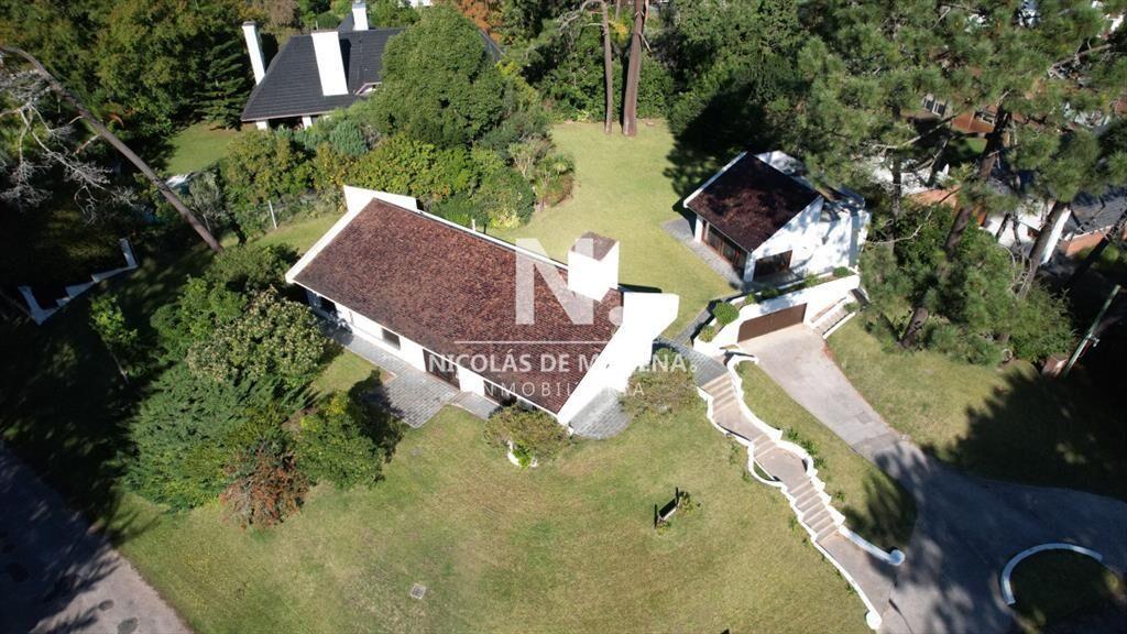 Casa en venta en Lugano, Punta del este, 3 y