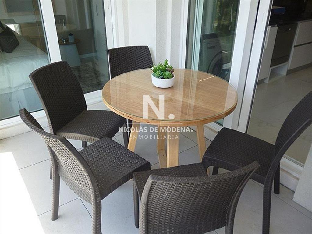Vende Apartamento de 3 dormitorios en Mansa Punta