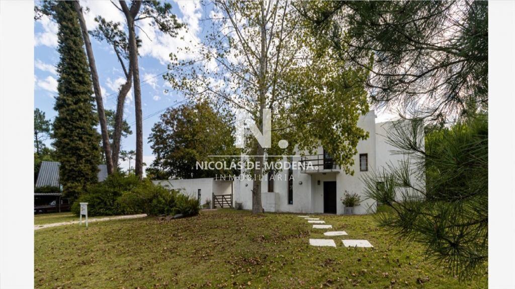 Casa de 3 dormitorios en pinares con parrillero