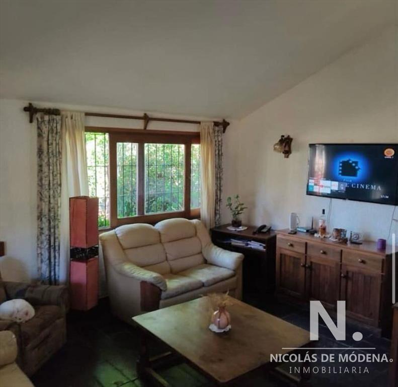 Chalet de 3 dormitorios, ideal para vivienda permanente.