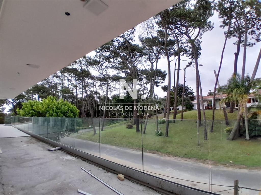 Apartamento a estrenar en venta, Playa Mansa -