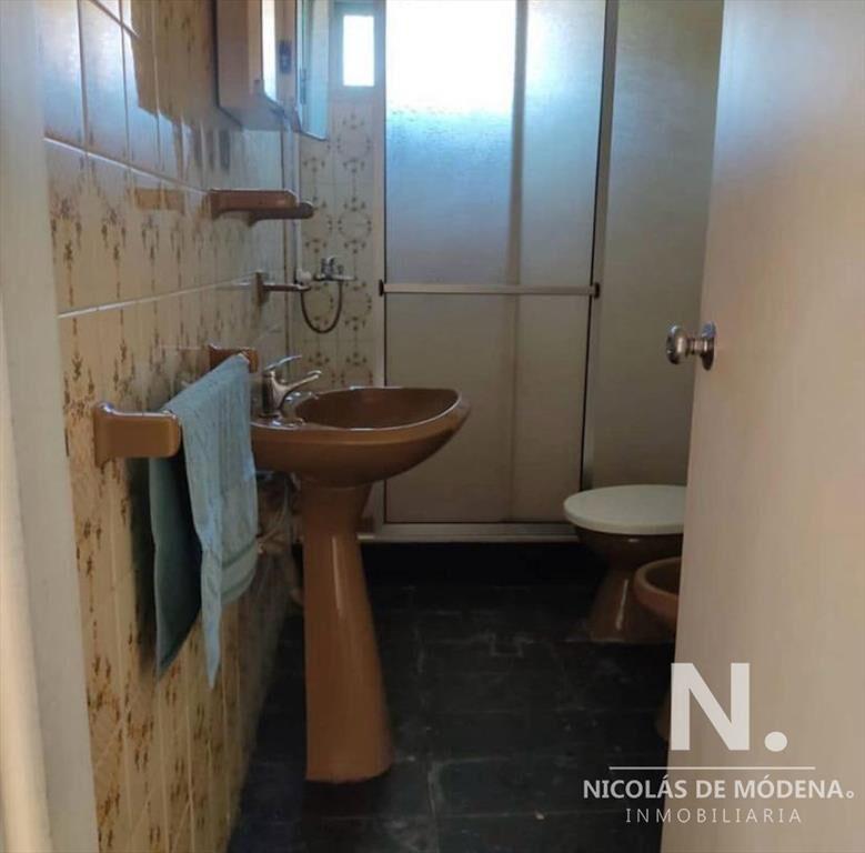 Chalet de 3 dormitorios, ideal para vivienda permanente.