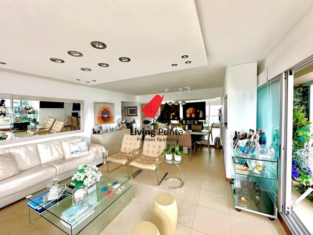 apartamento con vista al puerto