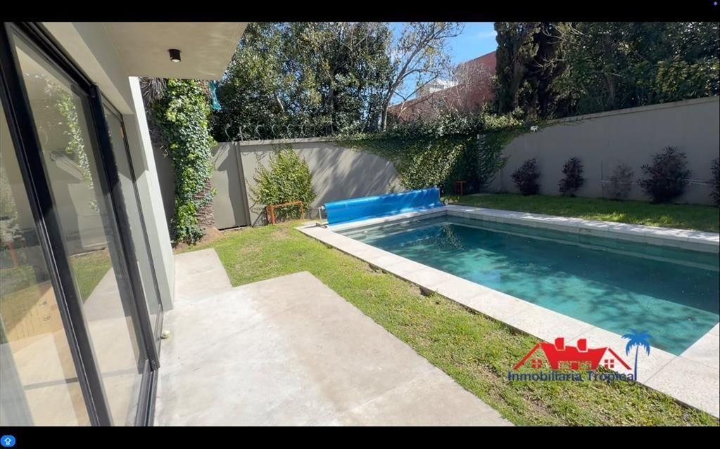 VENTA DE RESIDENCIA DE NIVEL PUNTA GORDA