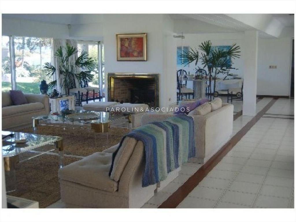 Casa en venta de 4 dormitorios en el Golf, Punta