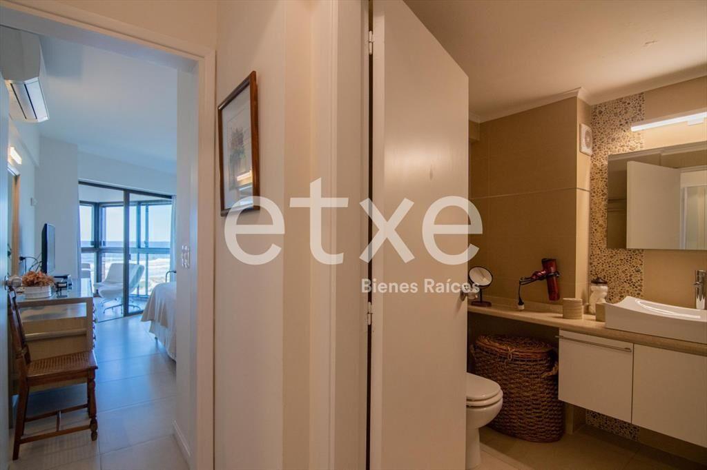 Apartamento en Venta Playa brava Punta del Este...