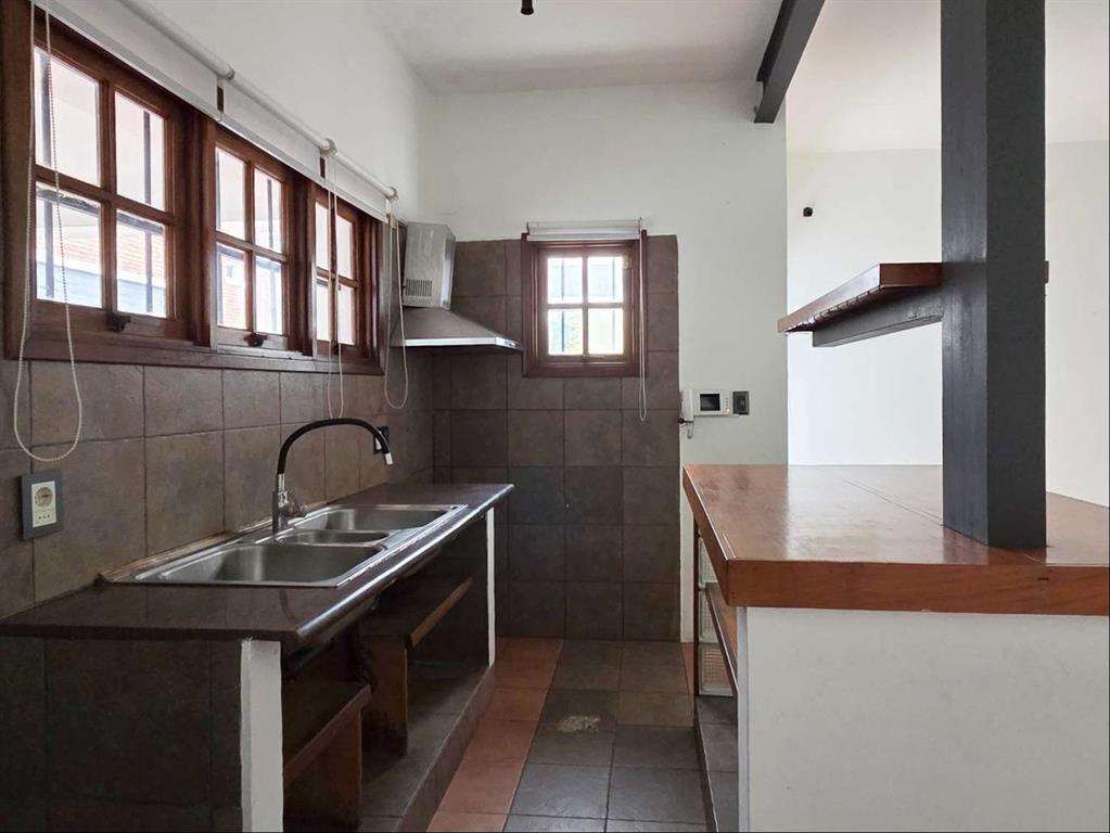 ALQUILER o VENTA - CASA PARA EMPRESA - OFICINA - CARRASCO -