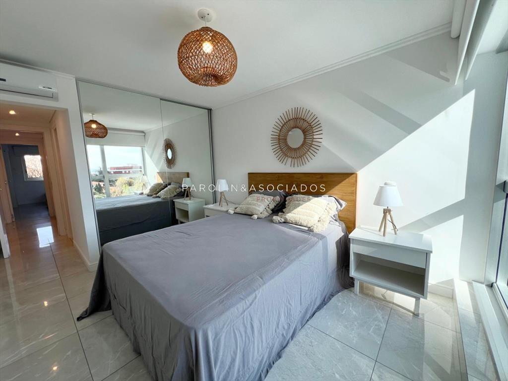 Apartamento en venta de 2 dormitorios en Miami