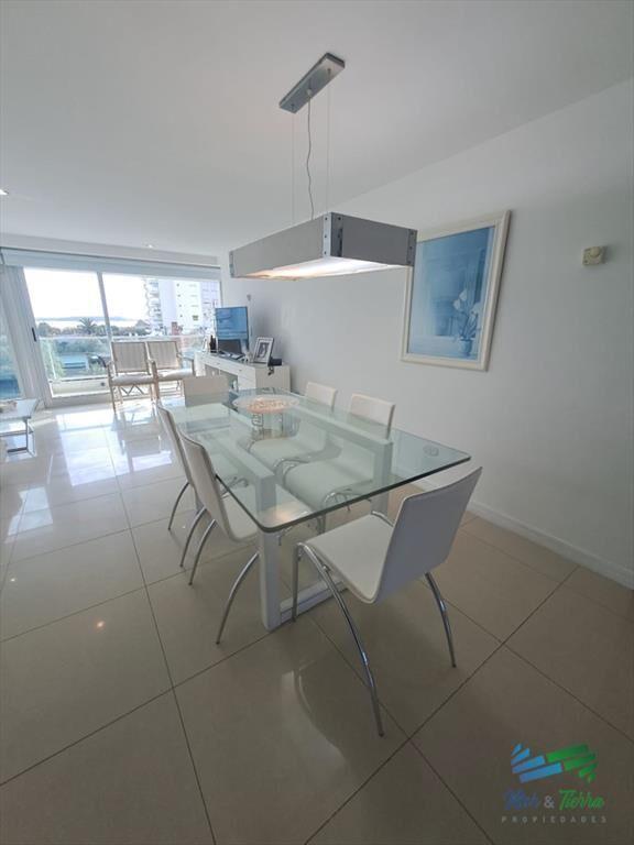 En venta Apartamento en Playa Mansa de 3 con del