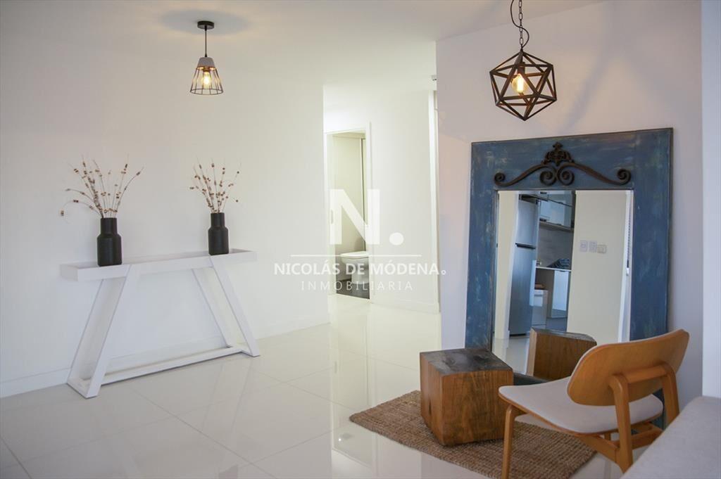 Apartamento en Alquiler de 3 dormitorios en , del