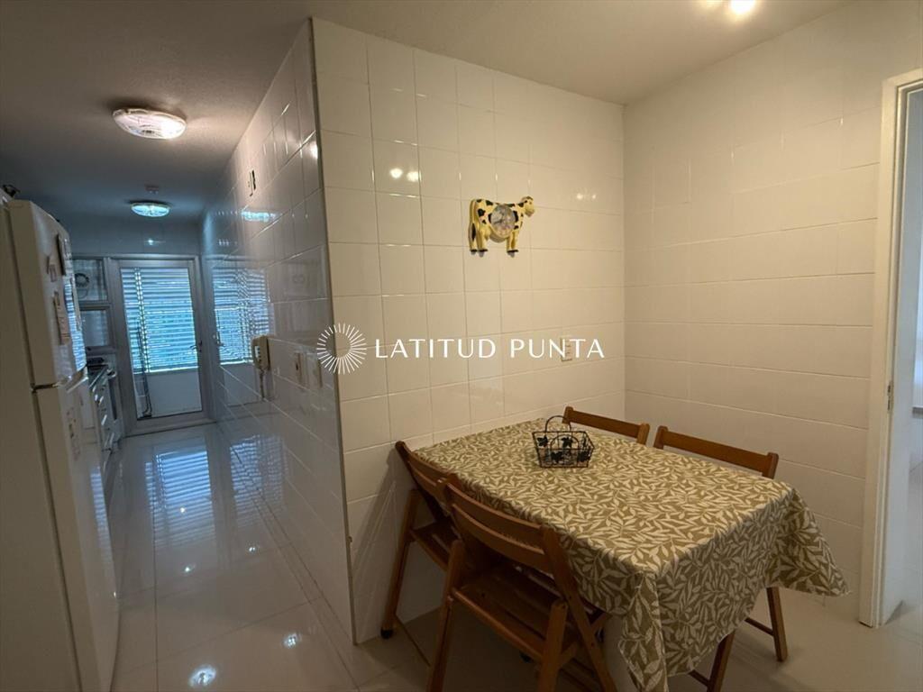 Apartamento en Mansa, 3 dormitorios más