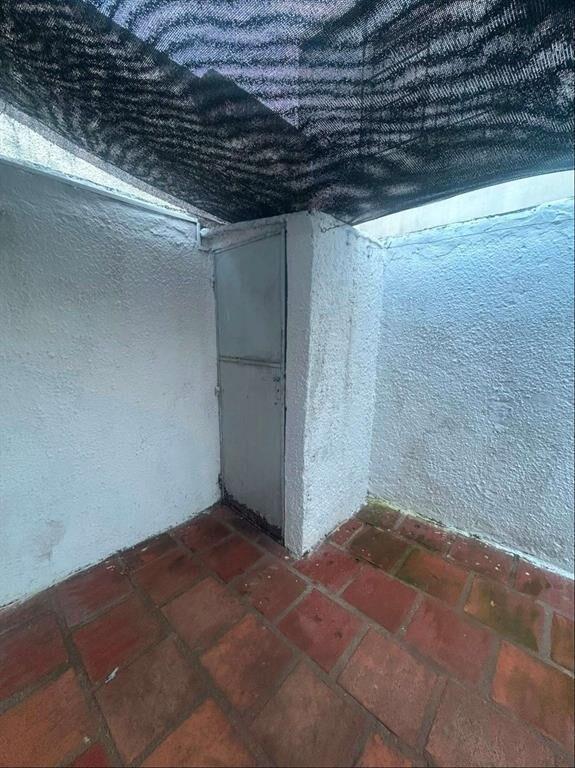 Alquiler apto 2 dormitorios en PB con patio exclusivo y par