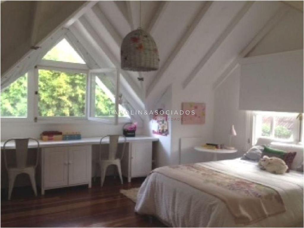 Casa en venta de 4 dormitorios en Golf, Punta del