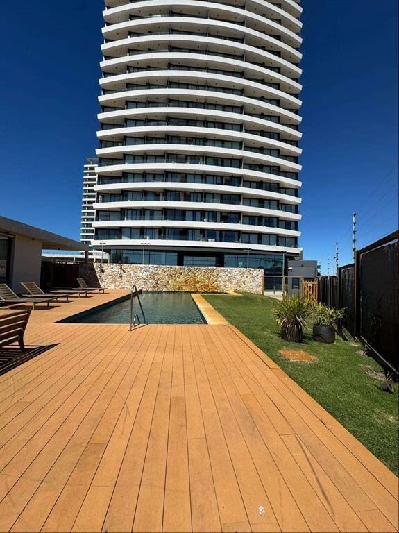 APARTAMENTO DE 1 DORM CON GARAGE Y VISTA