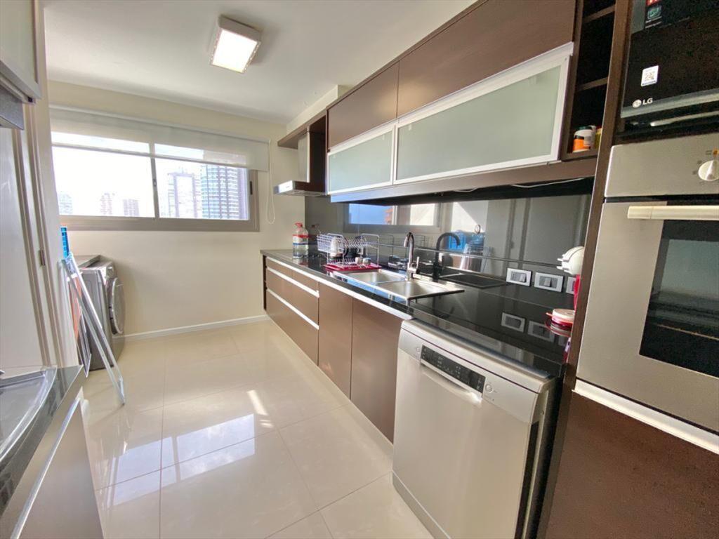 ALQUILER TEMPORARIO DE APARTAMENTO DE 2 EN PUNTA