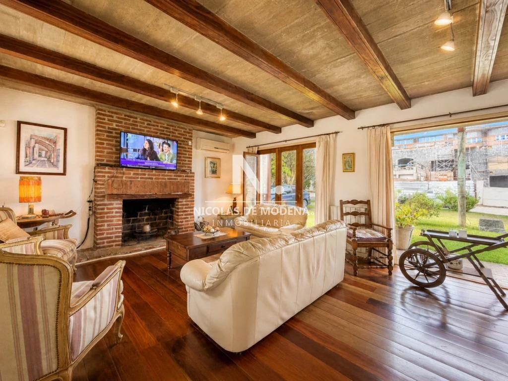 Vende hermosa casa en san rafael , cerca del mar,