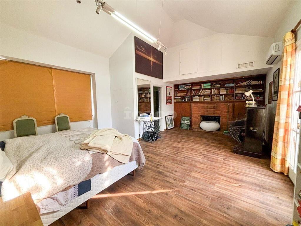Casa en venta en el Prado, con gran jardín y piscina a metr