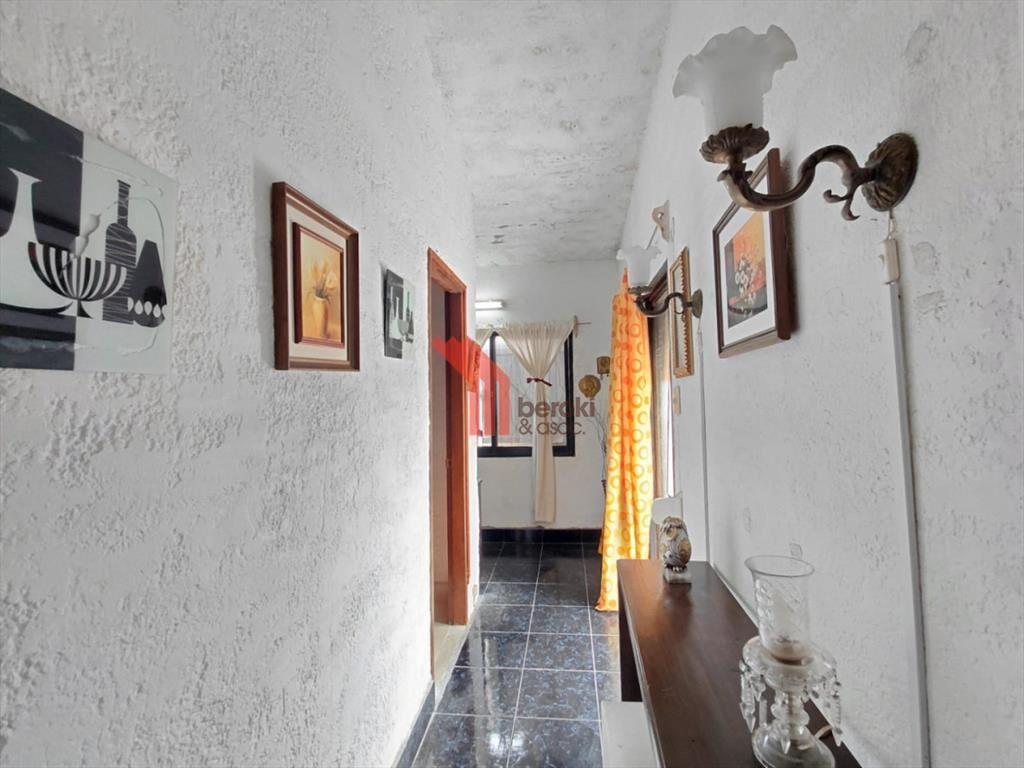 Venta Casa 4 dormitorios, 2 baños, Santa Ana,