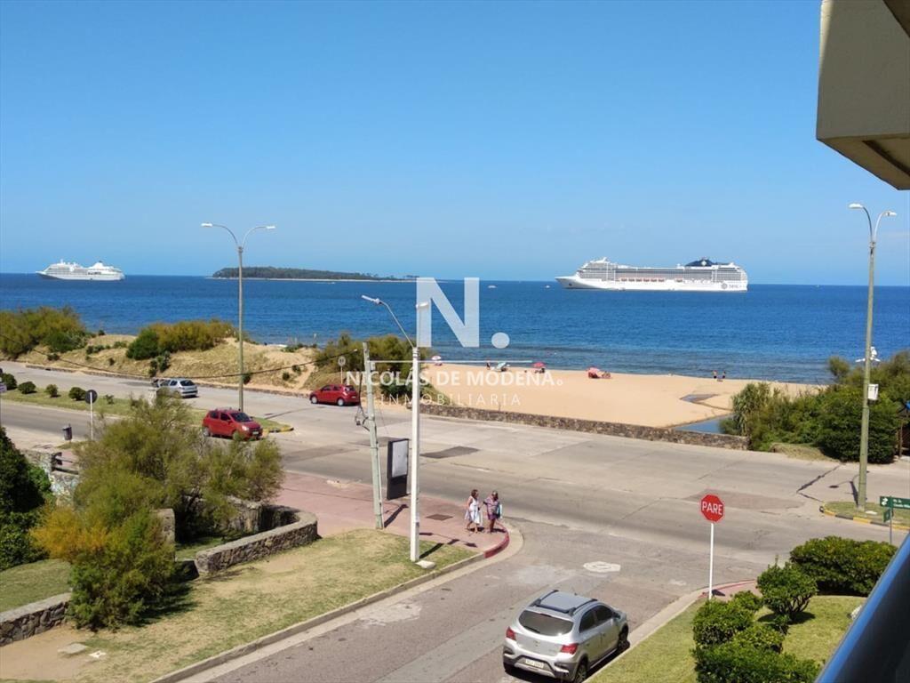 Apartamento en Punta del Este, Mansa