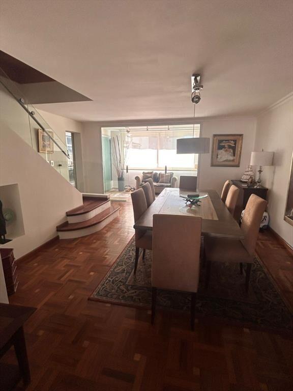 PENTHOUSE DUPLEX CON 4 SUITES SOBRE VIDAL A PASOS DE VIL...