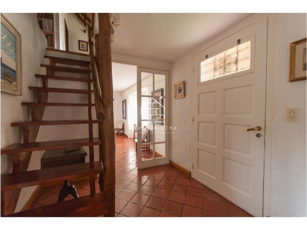 Casa en Venta y Alquiler, Pinares, Punta del Este.