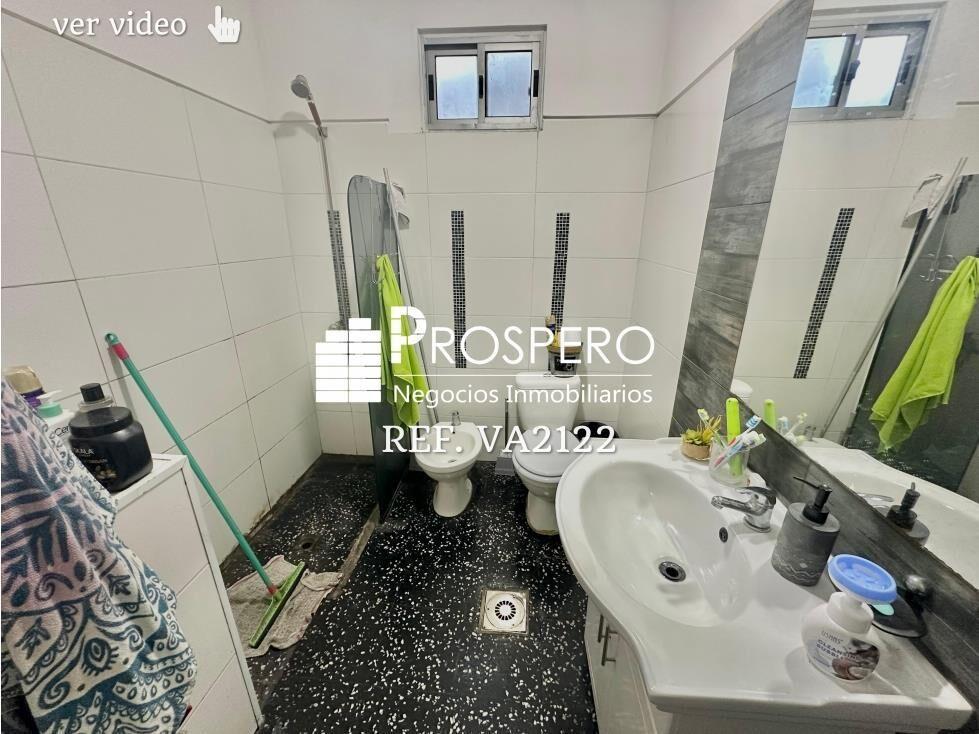 VA2122/p/2 Venta Casa 3dorm Cordón Patio Azotea