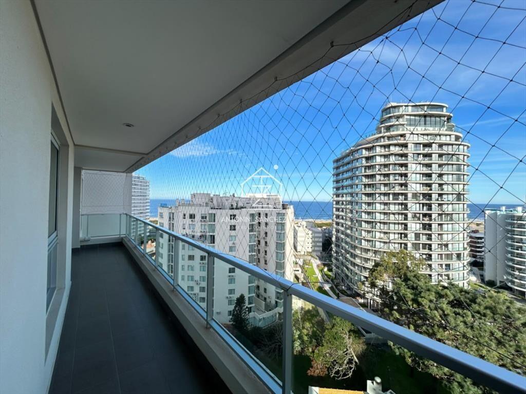 Venta apartamento dos dormitorios Punta del este