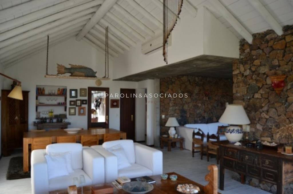 Casa en venta de 4 dormitorios en Montoya, La