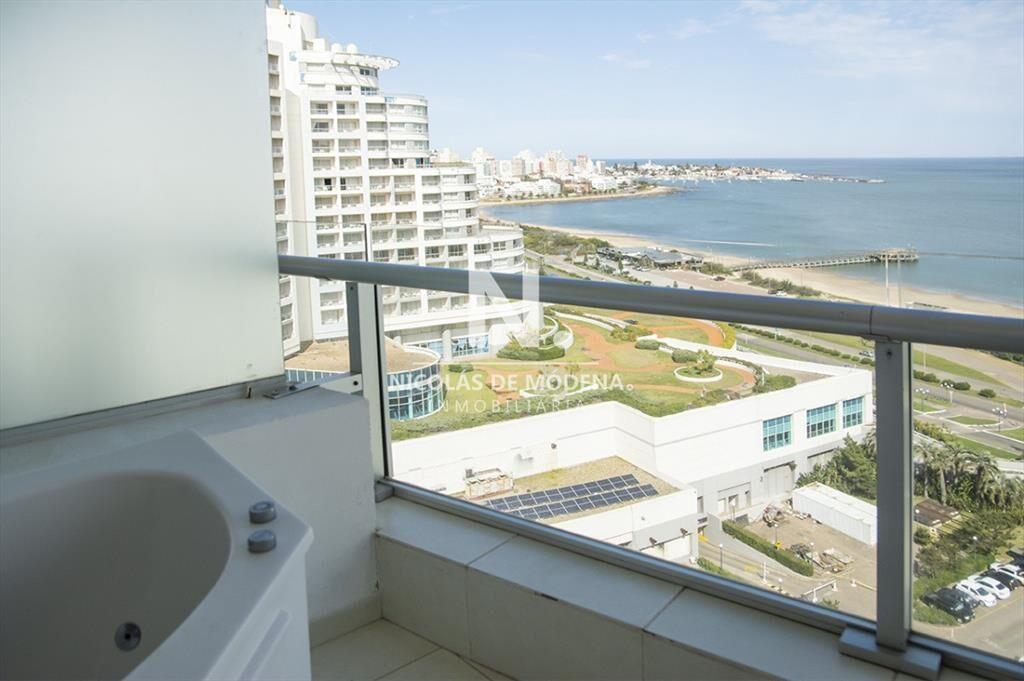 Departamento de 2 dormitorios a pasos del Mar.