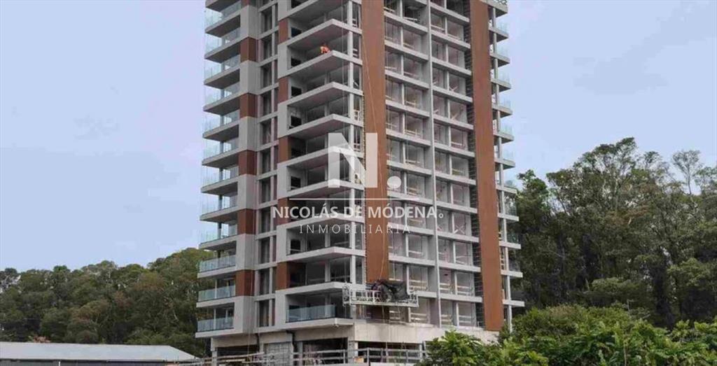 Excelente apartamento de 2 Dormitorios frente al