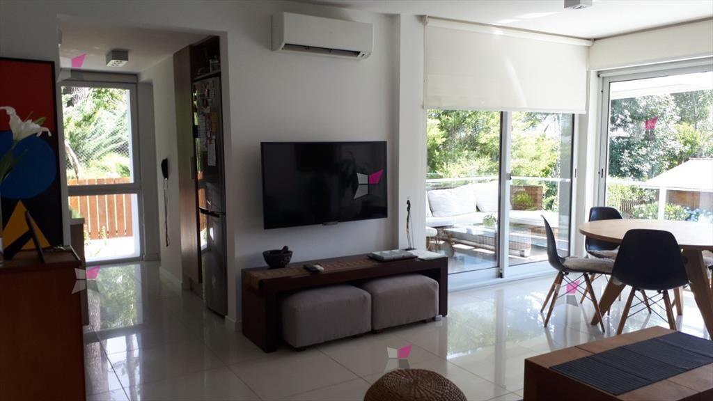 VENTA DE APARTAMENTO DE DORMITORIOS EN EDIFICIO PARC DU SO