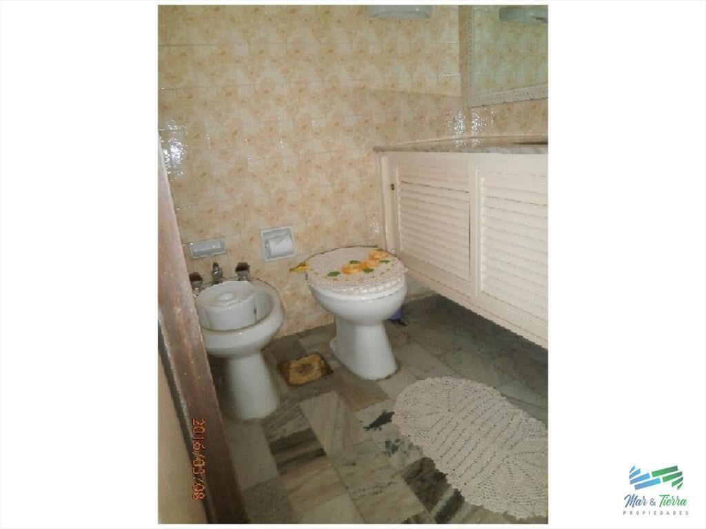 En venta.. Península.. piso intermedio.. planta