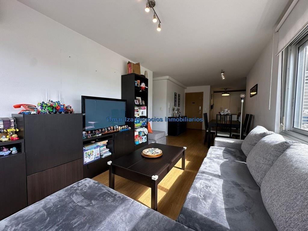 Venta apartamento 3 dormitorios Malvin con garaje E-Tower,