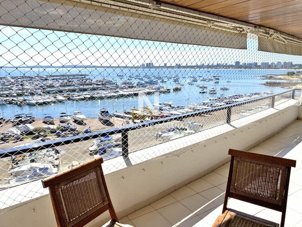 Apartamento en Venta de 3 dormitorios en el , del