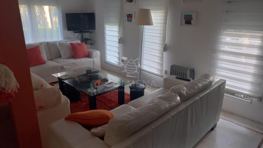 CASA PIEDRA EN VENTA A METROS DEL MAR