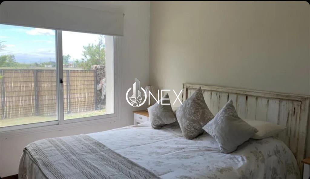 Oportunidad casa 5 dormitorios 4 baños piscina
