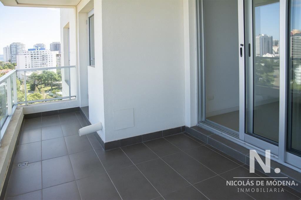 Oportunidad. Se vende apartamento de 2 dormitorios con herm