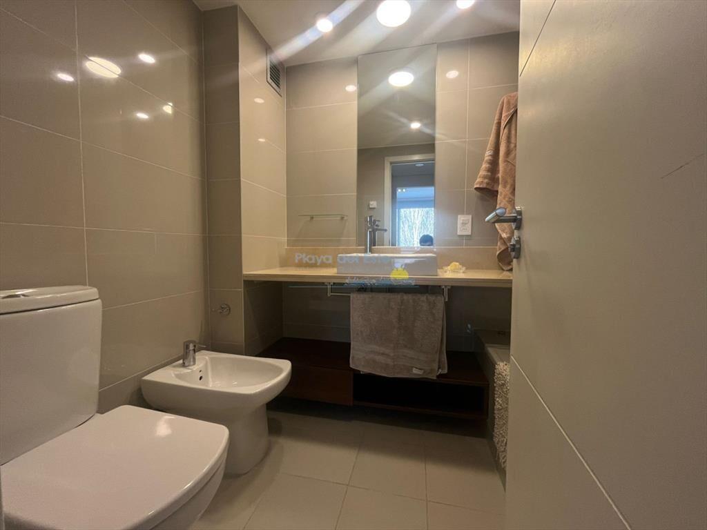 Apartamento en Alquiler de 2 dormitorios en Be ,