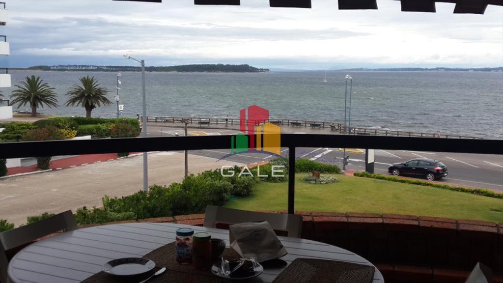 Espectacular vista a la Isla Gorriti, apartamento