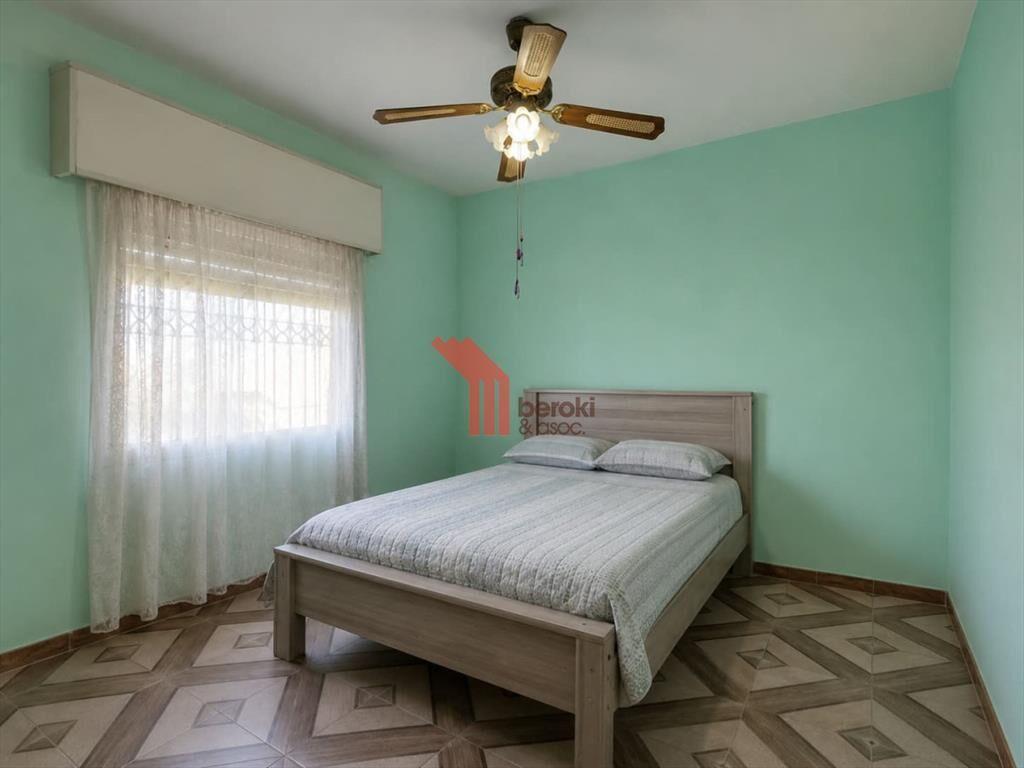 Venta casa con apartamento al fondo y local al frente, Conc