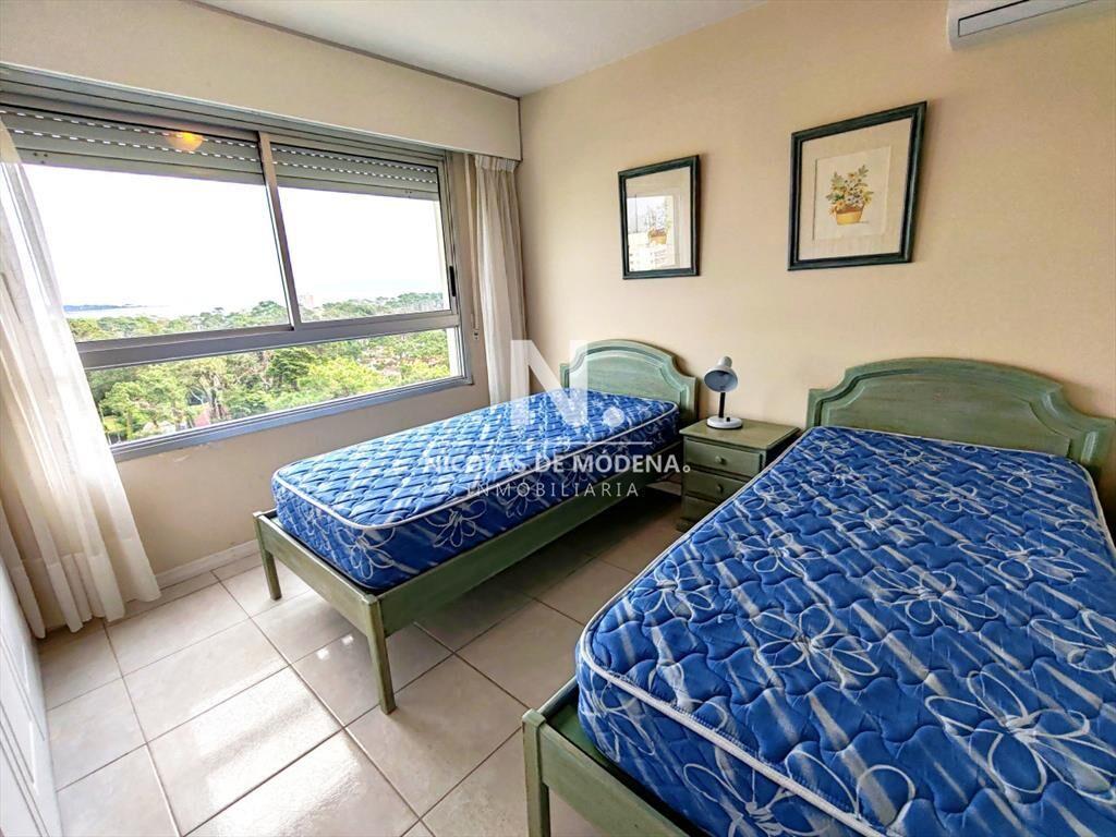 En venta apartamento 2 dormitorios Roosevelt, del