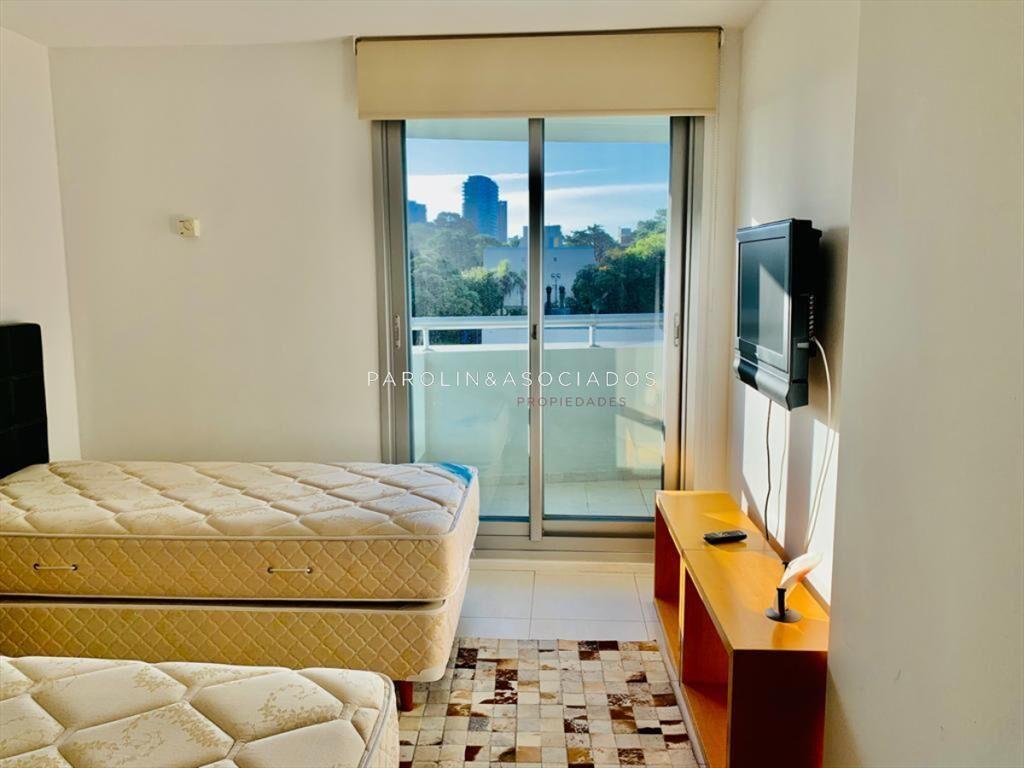Apartamento en venta en Forest Tower, Punta del