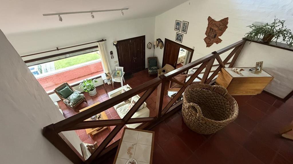 Venta de Hermosa Casa en San Rafael: Gran Jardín, Piscina y