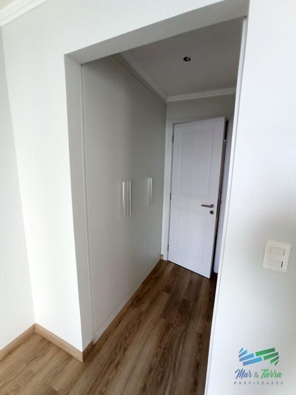 En venta apartamento de dos dormitorios a en del