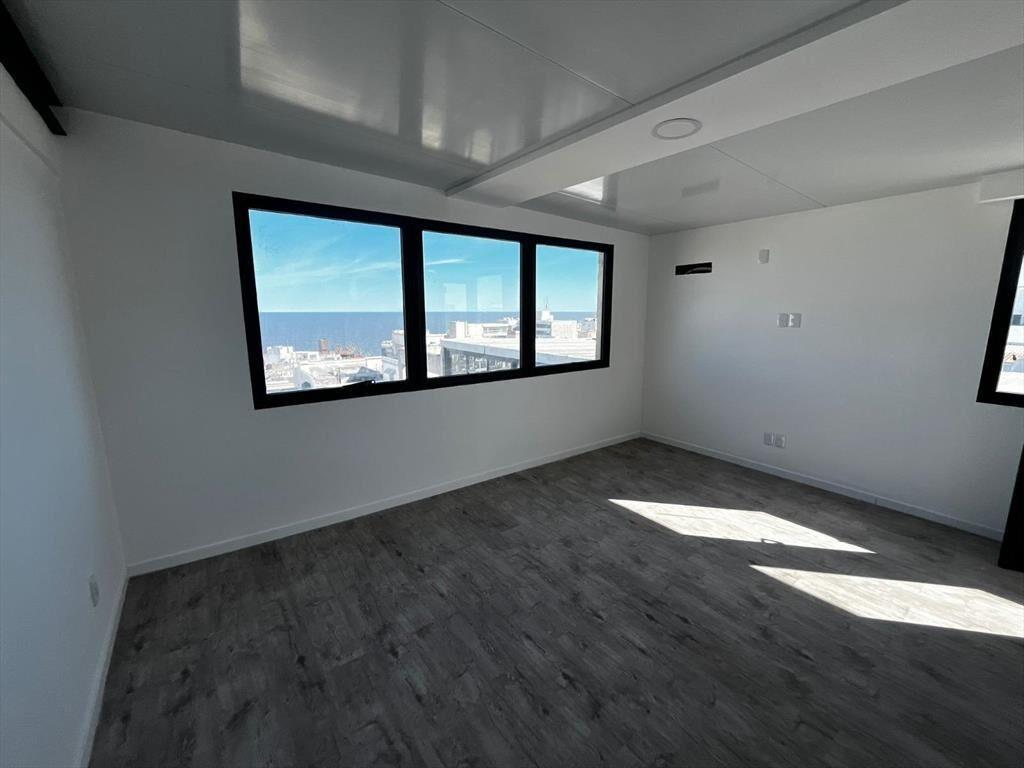 Estrena! Sarandi y plaza Matriz 47 m2 gran vista!!