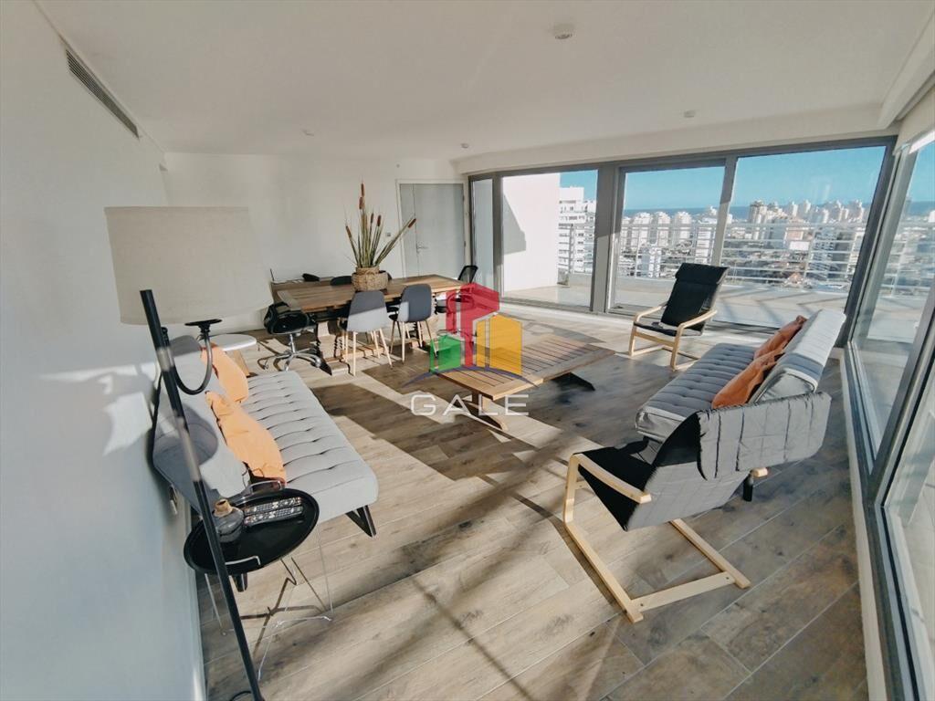 VENTA DE HERMOSO PENTHOUSE DE 2 DORMITORIOS CON Y
