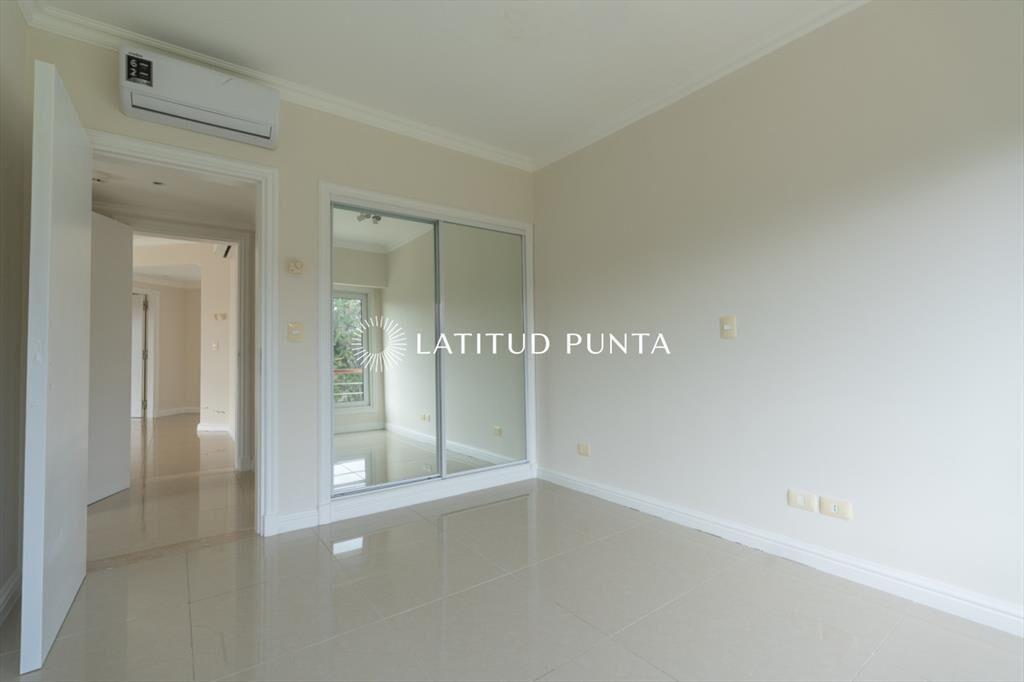Penthouse en venta Playa Mansa