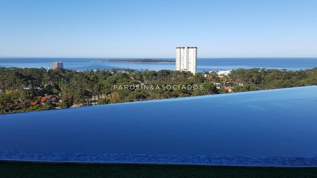 Apartamento en venta de 2 dormitorios en Punta