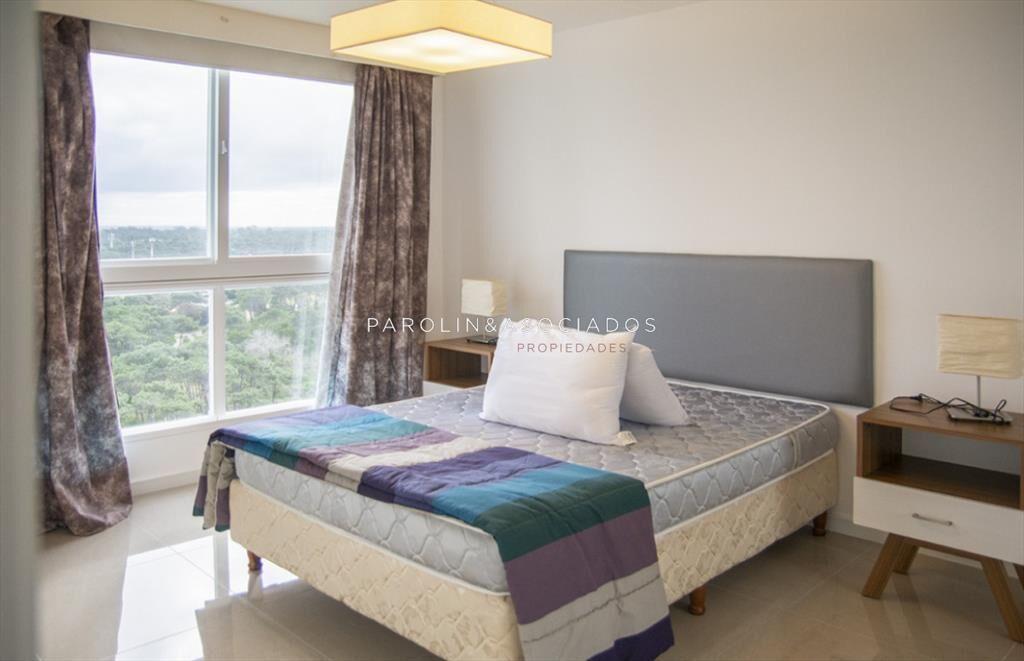 Apartamento de 1 dormitorio en torre One, Punta