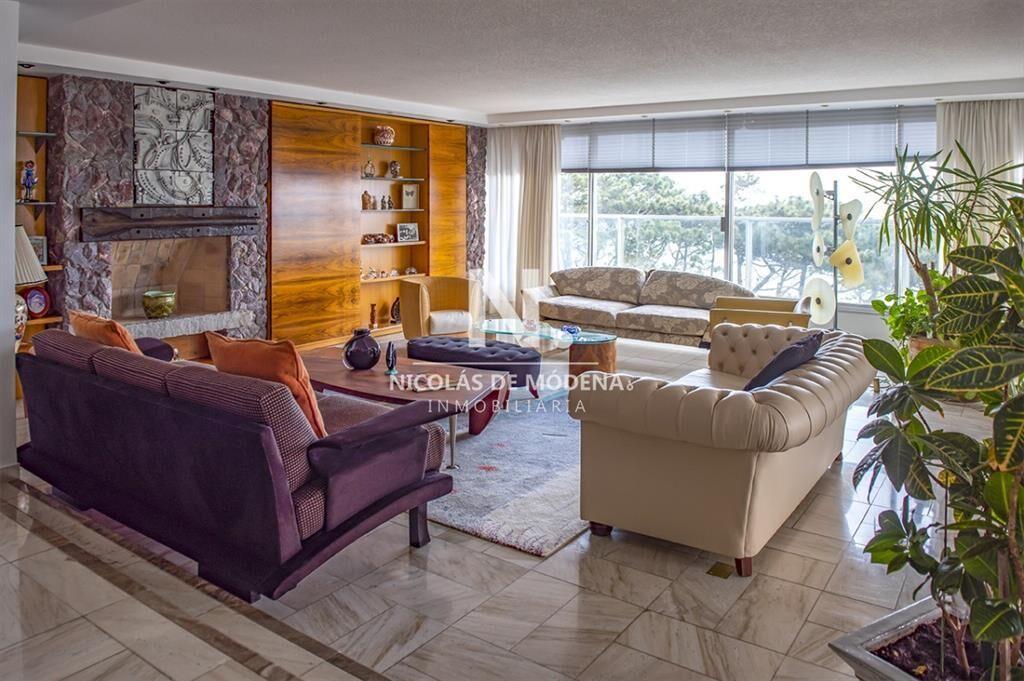 Hermoso Departamento en venta de 3 dormitorios.
